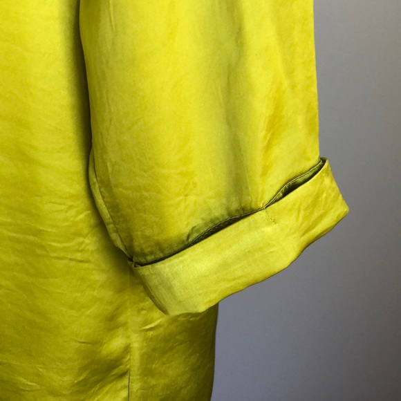 Relativity Silky Chartreuse Green Peasant Top 3/4 Sleeve - Picture 9 of 13